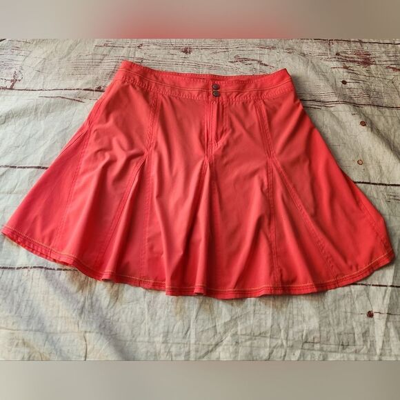Title Nine Nimblene Swingtastic Skort Size 8 - Picture 1 of 6